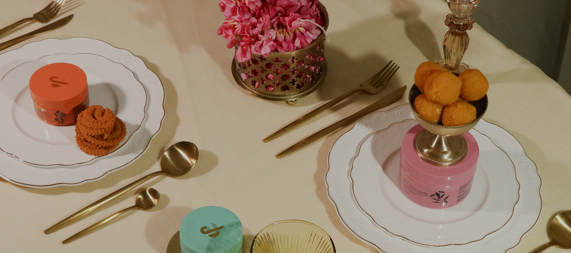 Table Set. Holiday Shop Open. Hair Ready.